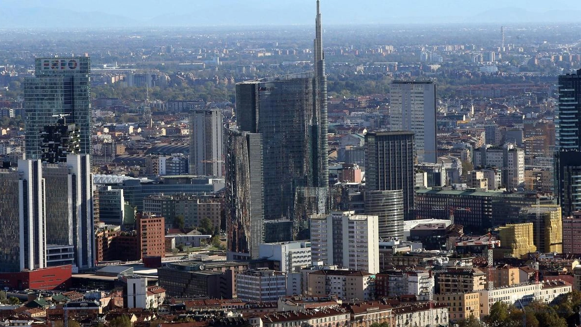 Il nuovo profilo di Milano con lo skyline dei grattacieli 