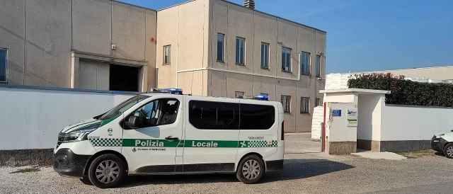 Nerviano, scappa all’alt e fugge a folle velocità: denunciato un habituè della guida senza patente