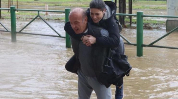 Vigili a mollo e il Csa attacca:: "Senza stivali anti pioggia" Vigili a mollo e il Csa attacca:: "Senza stivali anti pioggia"