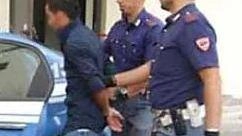 Inseguimento a Milano: fuggitivo in manette sulla Tangenziale
Inseguimento a Milano: fuggitivo in manette sulla Tangenziale