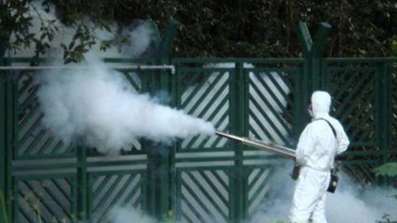 Un altro caso di febbre Dengue In centro 200 metri di zona rossa Scatta l’operazione di bonifica Un altro caso di febbre Dengue In centro 200 metri di zona rossa Scatta l’operazione di bonifica