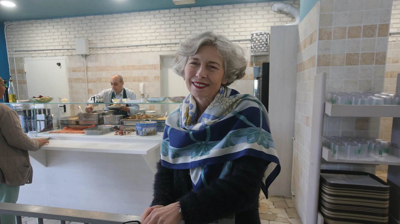 Irene Pivetti alla mensa dei poveri a Monza: "La politica è il passato, felicissima qui"