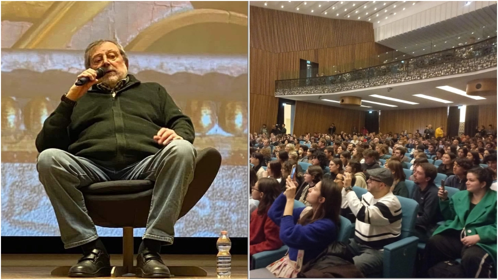 Francesco Guccini sul palco dell'Aula Magna della Statale di Milano e la sala gremita per assistere alla presentazione Francesco Guccini sul palco dell'Aula Magna della Statale di Milano e la sala gremita per assistere alla presentazione