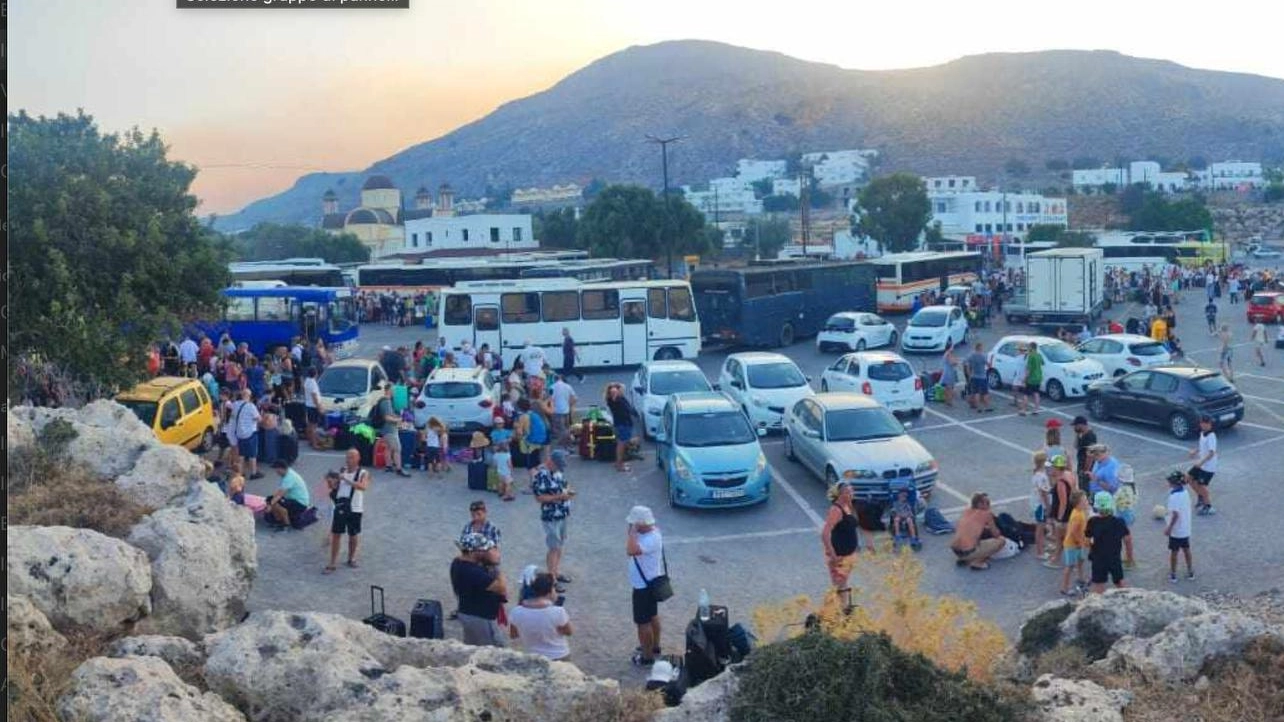 Racconti dall’inferno "Abbandonati sull’isola dal nostro tour operator È stato un incubo" Racconti dall’inferno "Abbandonati sull’isola dal nostro tour operator È stato un incubo"