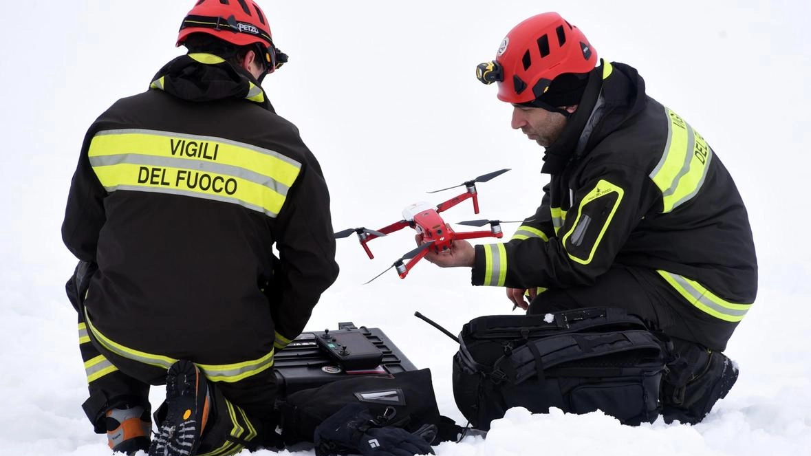Pompieri a lezione per un anno. Abilitati al Comando di Varese i soccorritori in zone impervie