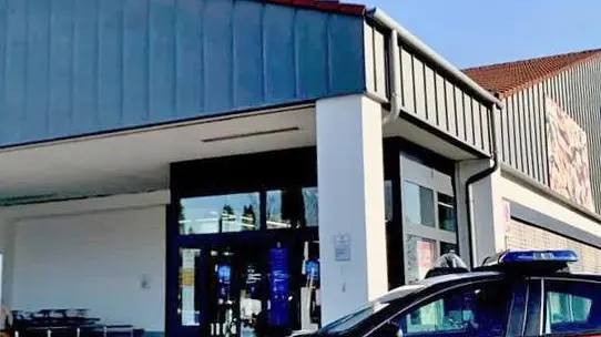 Ha aggredito la ex con una spranga, in cella per tentato omicidio Ha aggredito la ex con una spranga, in cella per tentato omicidio
