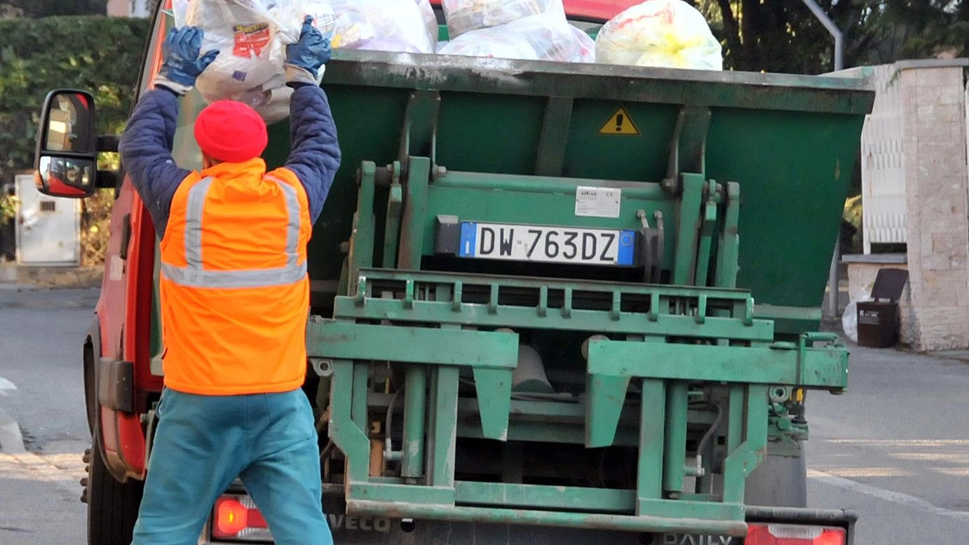 Raccolta differenziata a Codogno: balzo all'insù nella produzione di rifiuti
Raccolta differenziata a Codogno: balzo all'insù nella produzione di rifiuti