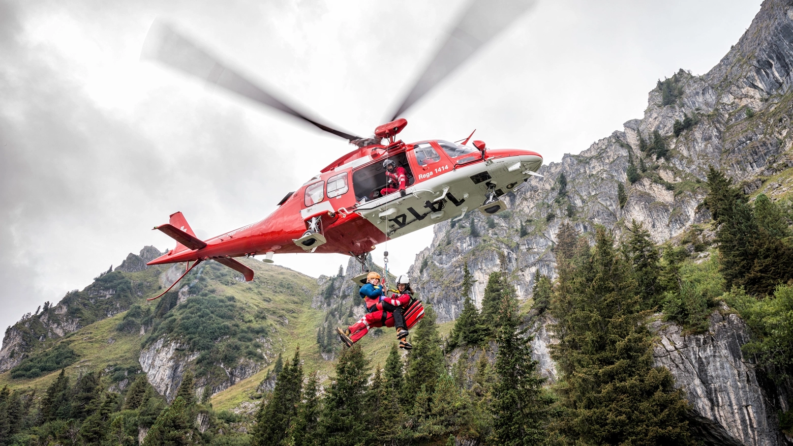 Caduta in montagna  fatale a donna di 35 anni  originaria di Merate