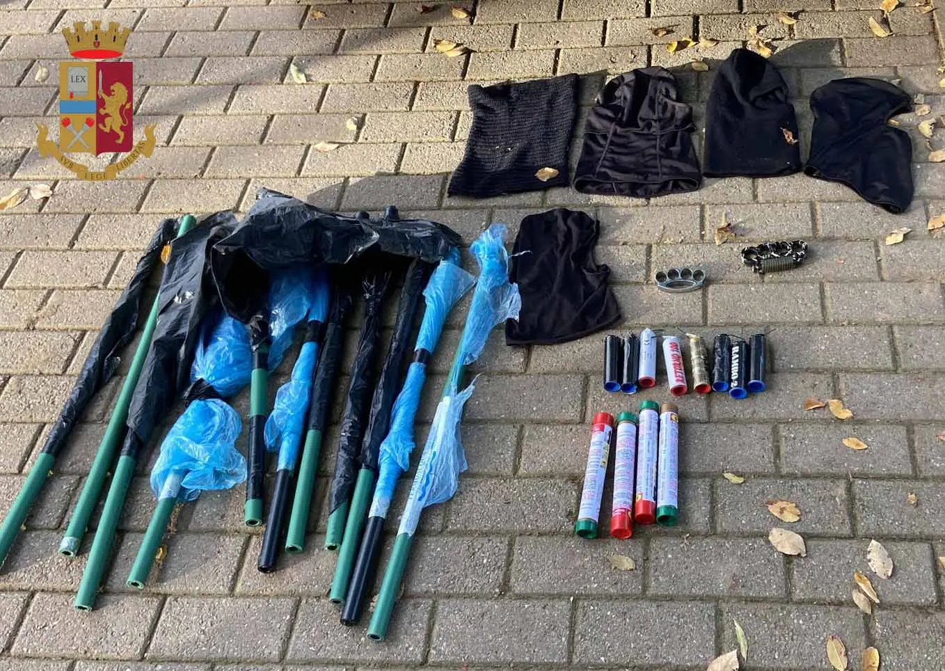Arese: neofascisti contro anarchici, scontro (evitato) fra ultras in terza categoria