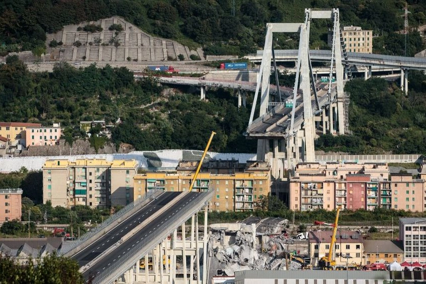 Genova, il ponte Morandi crollato 