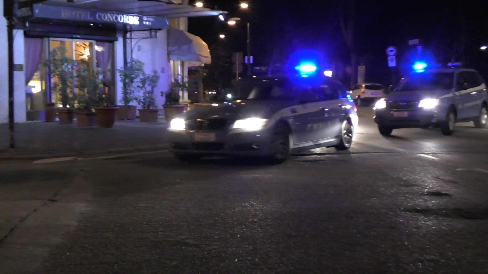 La polizia di Lodi in azione notturna La polizia di Lodi in azione notturna