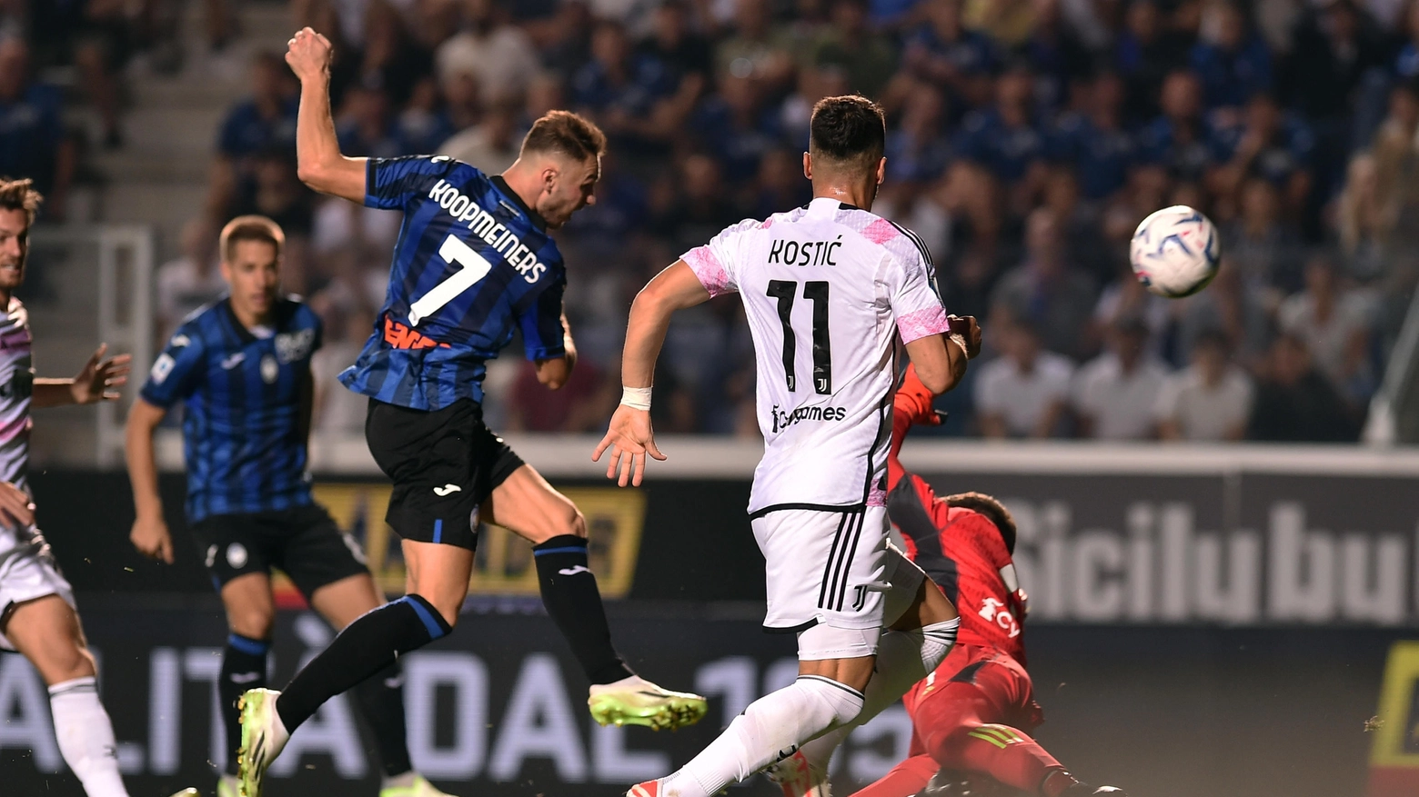 Un'opportunità di gol per l'Atalanta di Teun Koopmeiners Un'opportunità di gol per l'Atalanta di Teun Koopmeiners