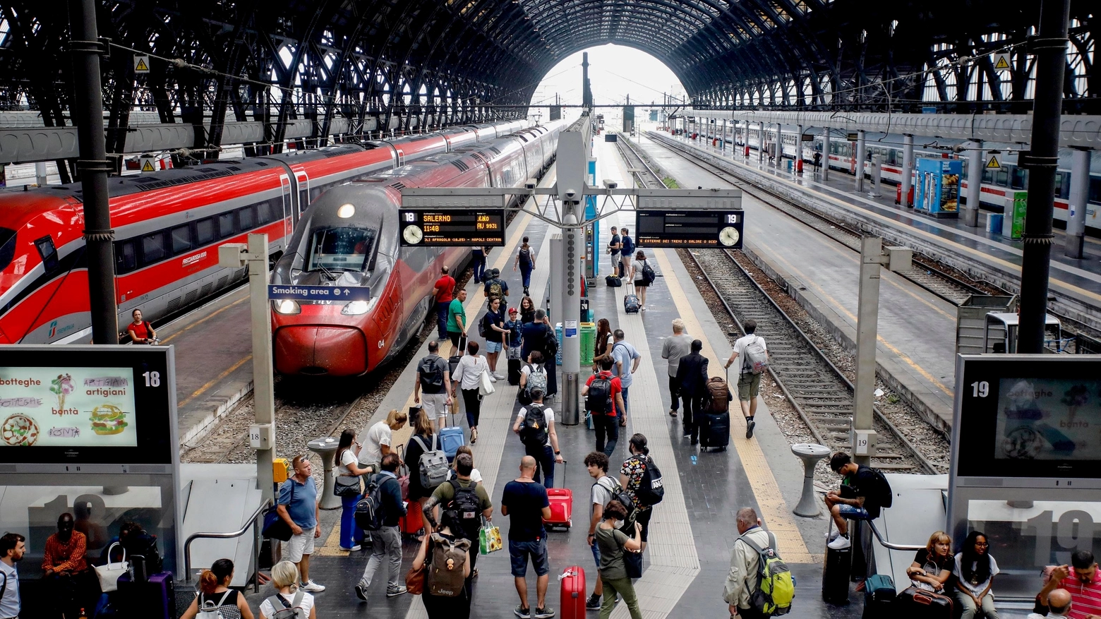 Sciopero treni stazione centrale