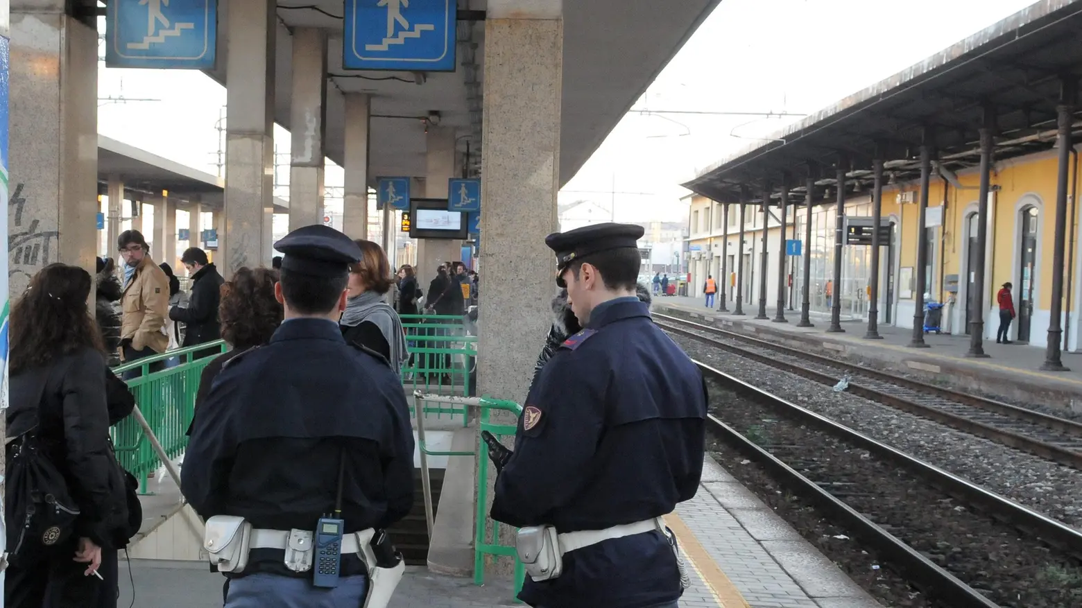 Bloccato in treno  ventisettenne romeno   con pena da scontare