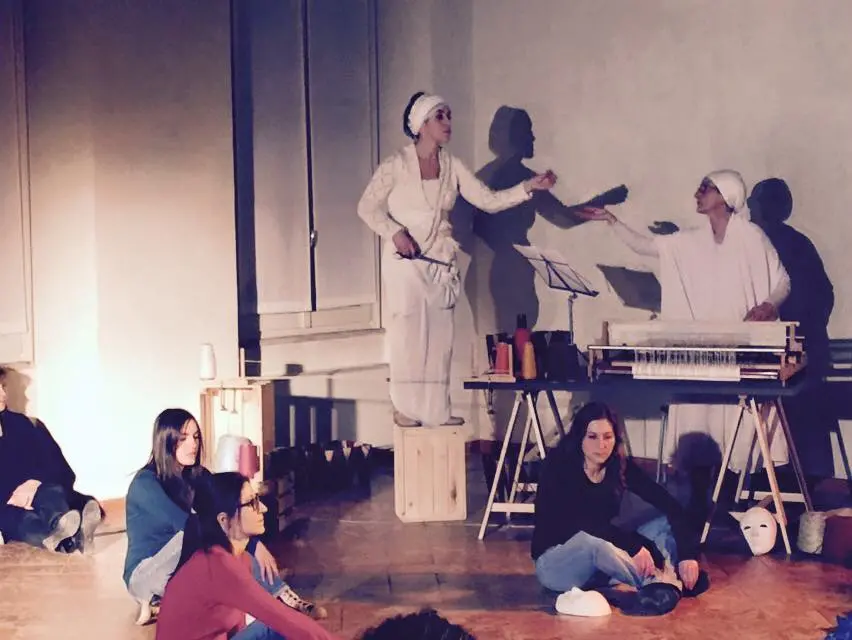 'Non posso aspettare domani', a teatro si parla al femminile del dramma dei migranti