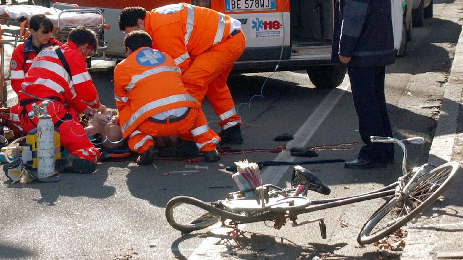 Incidente tra due ciclisti: uno è grave (foto archivio) Incidente tra due ciclisti: uno è grave (foto archivio)