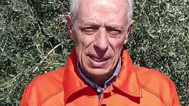 Quelle microplastiche nascoste sui fondali. Studenti e ricercatori “visitano“ il lago d’Iseo Quelle microplastiche nascoste sui fondali. Studenti e ricercatori “visitano“ il lago d’Iseo