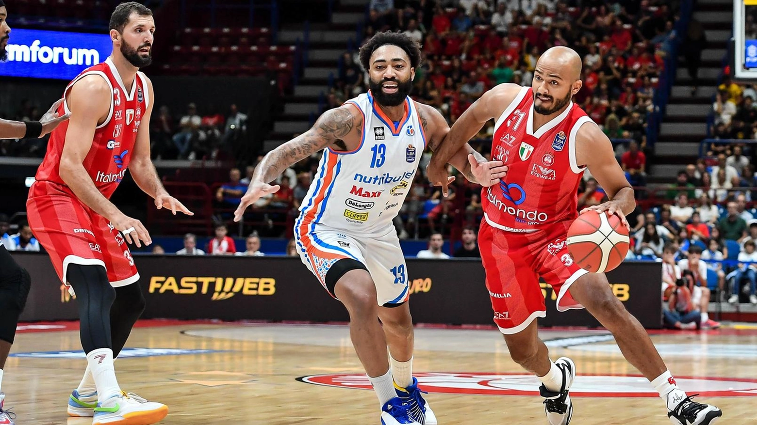 Milano esordio con sudore. Treviso cede in volata 86-80 Milano esordio con sudore. Treviso cede in volata 86-80