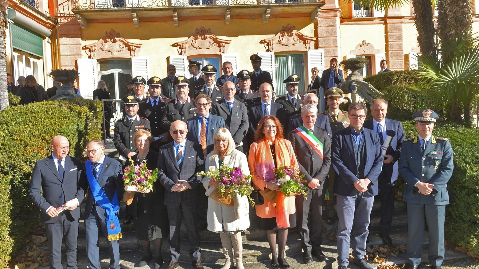 Sedici nuovi benemeriti. La festa in Prefettura Sedici nuovi benemeriti. La festa in Prefettura