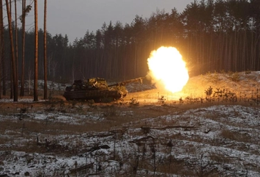 Ucraina news, Crosetto: "Con i tank russi a Kiev terza guerra mondiale"