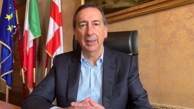Il sindaco Giuseppe Sala (Frame video Facebook)