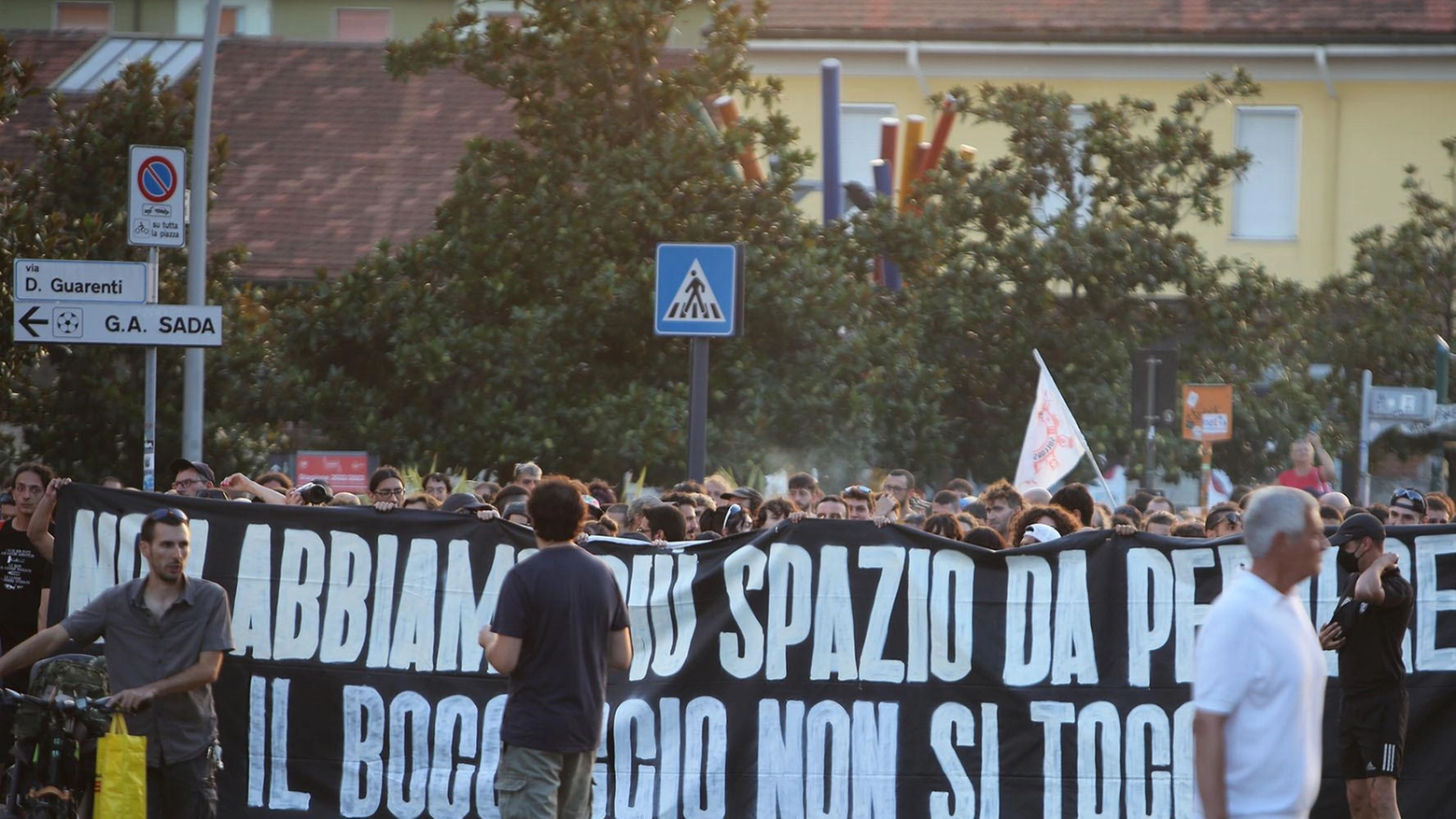 Satira antagonista, autori ignoti. E a processo finiscono 2 tecnici Satira antagonista, autori ignoti. E a processo finiscono 2 tecnici