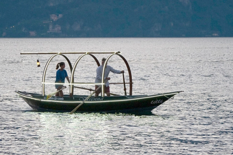 La nuova Lucia sul lago di Como a Varenna