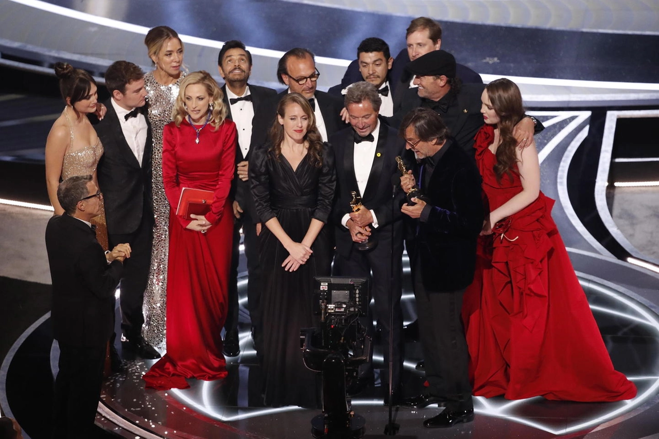 Il cast de "I segni del cuore" sul palco