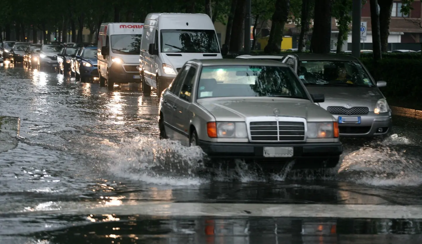 Forte vento e temporali: allerta maltempo a Milano