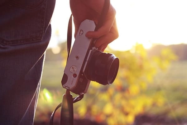 Una macchina fotografica