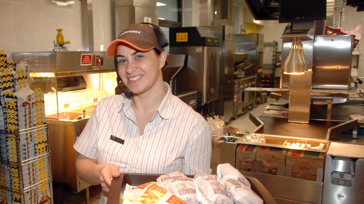 Sono già all'opera i primi dipendenti assunti dal fast food in Martesana (NewPress)