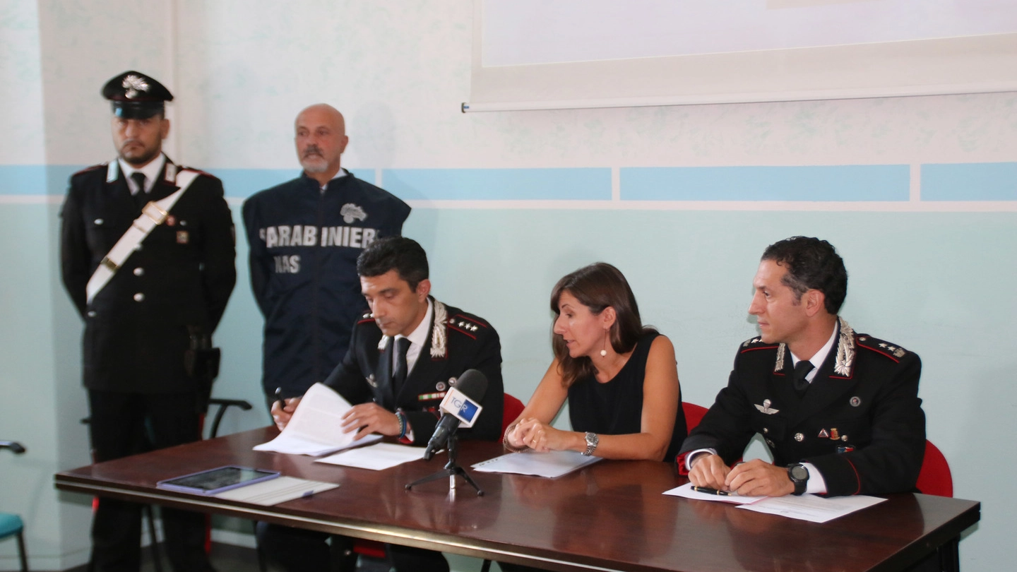Carabinieri e magistratura illustrano l'operazione