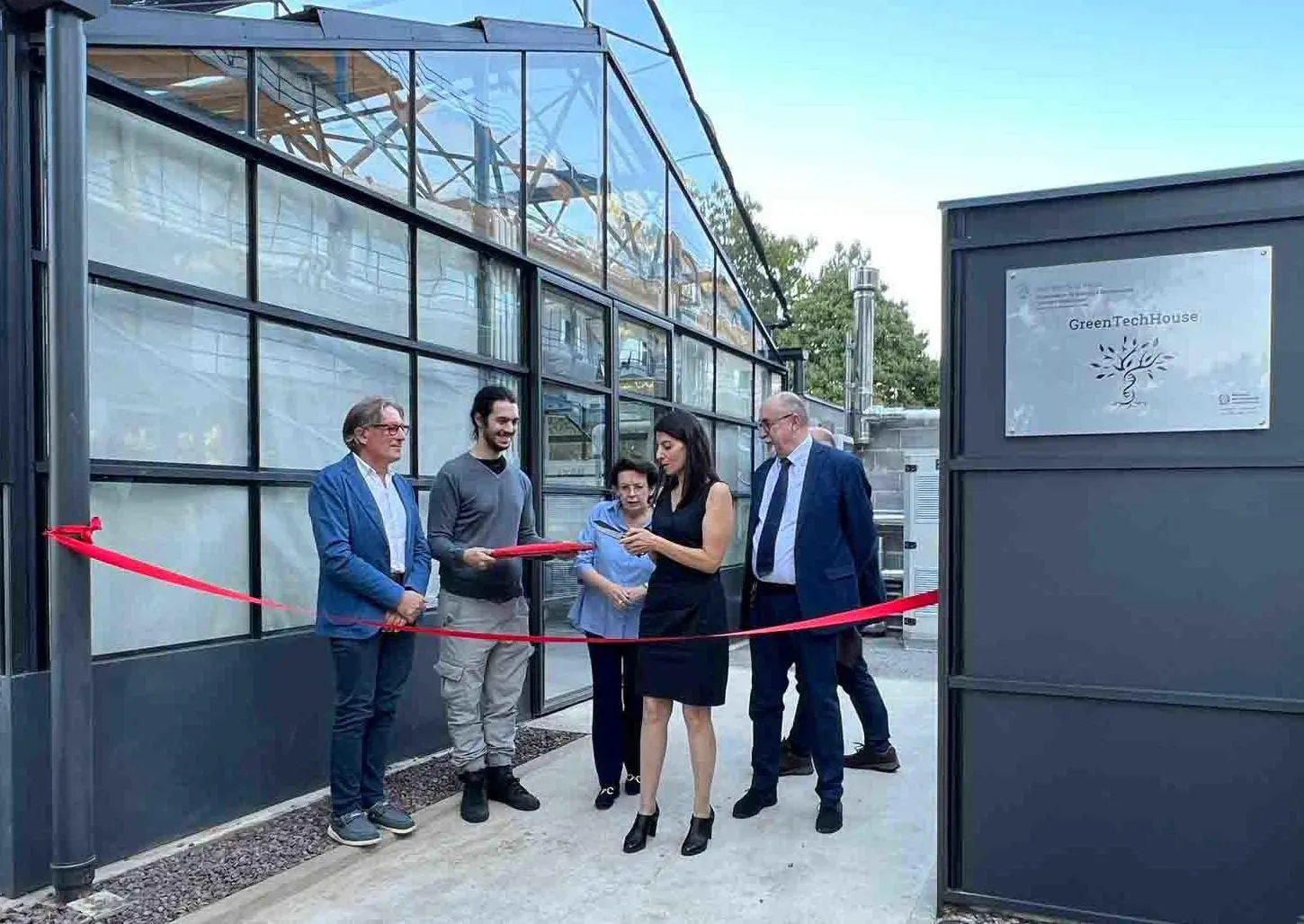 Una serra hi-tech a Pavia per testare piante resistenti ai cambiamenti climatici