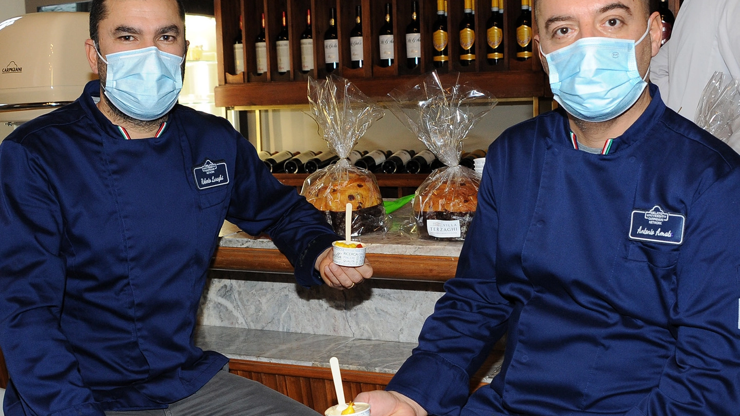Da sinistra, Roberto Luraghi e l’amico e collega gelataio Antonio Amati