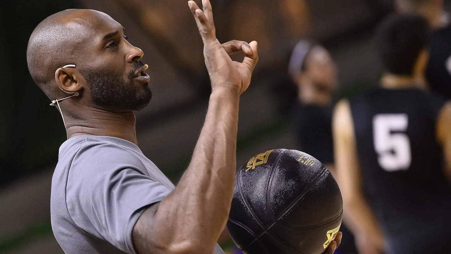 Kobe Bryant: il suo "ok" ai giovani del basket milanese
