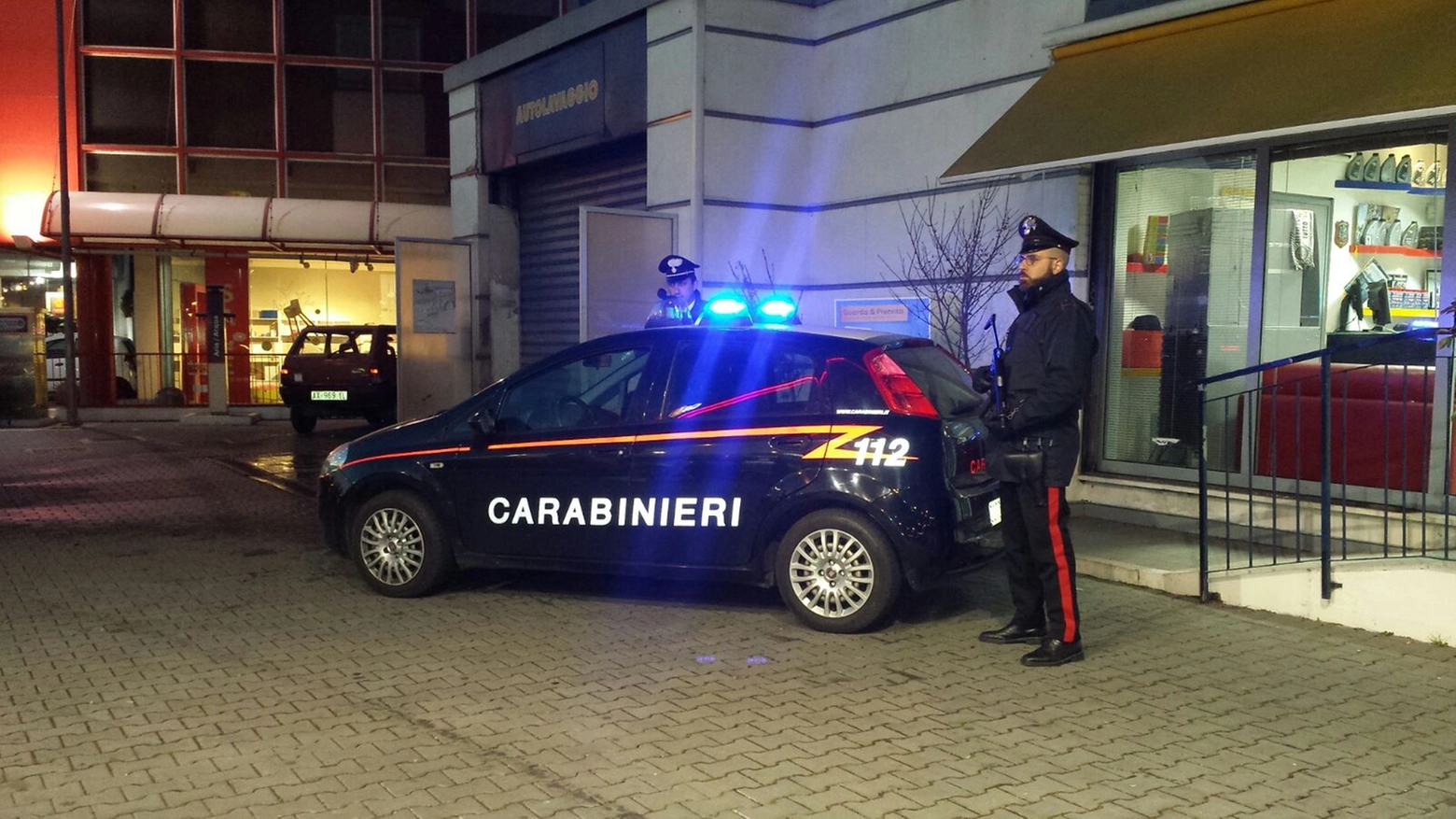 I carabinieri stanno indagando sul colpo