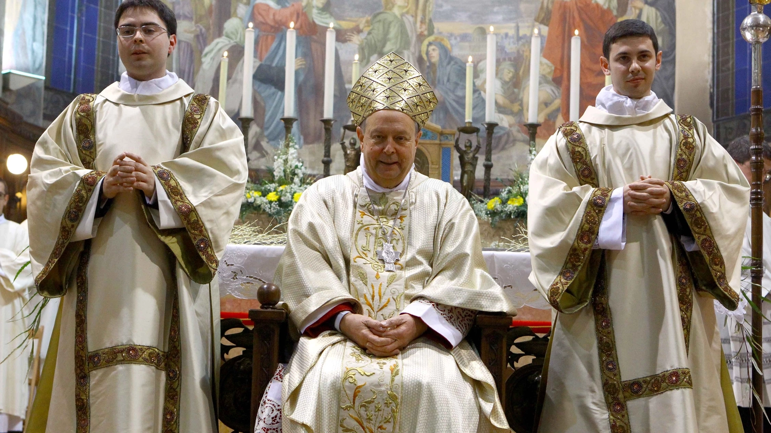 Il nuovo vescovo Oscar Cantoni a Colorina (National Press)