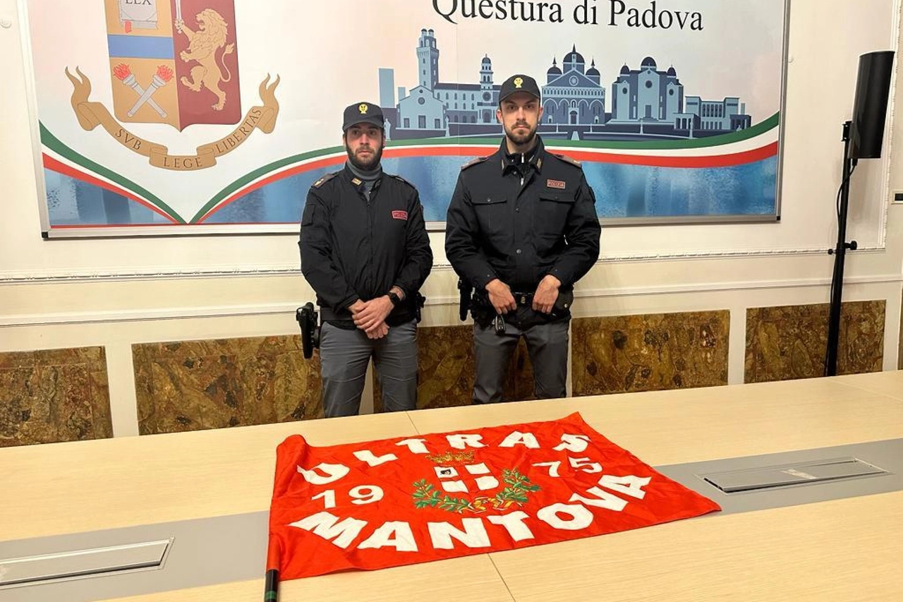 Coltello dentro asta bandiera, 3 Daspo per tifosi del Mantova