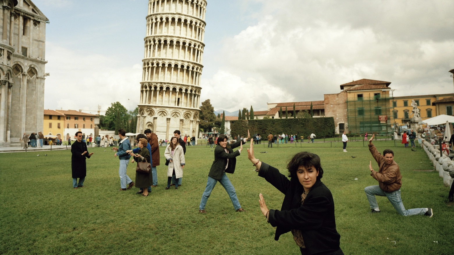 Turisti alla torre di Pisa