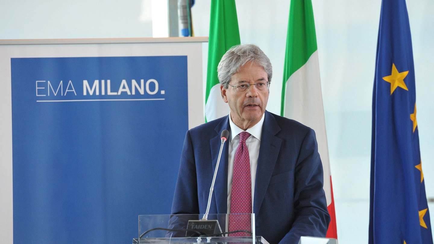 Paolo Gentiloni presenta la candidatura
