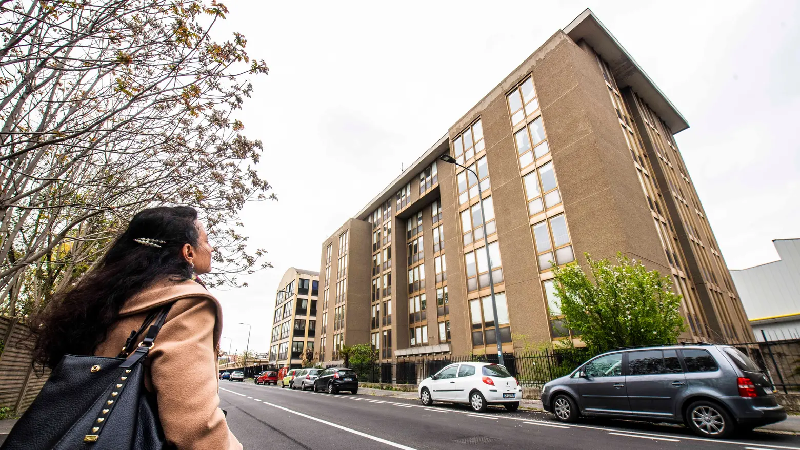 L'edificio abbandonato in zona Musocco dove e venuta al mondo la bimba