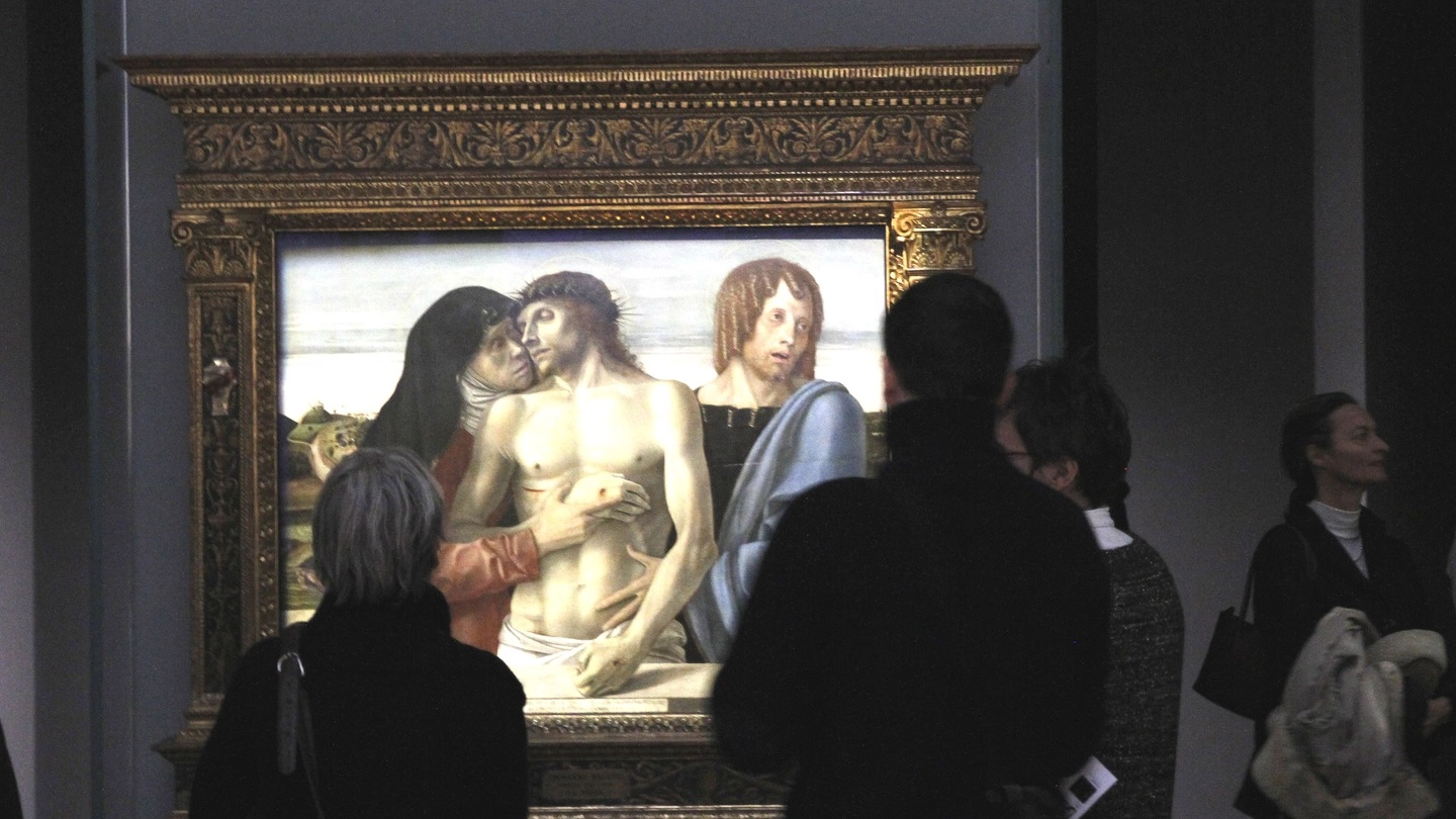 Visitatori alla Pinacoteca di Brera