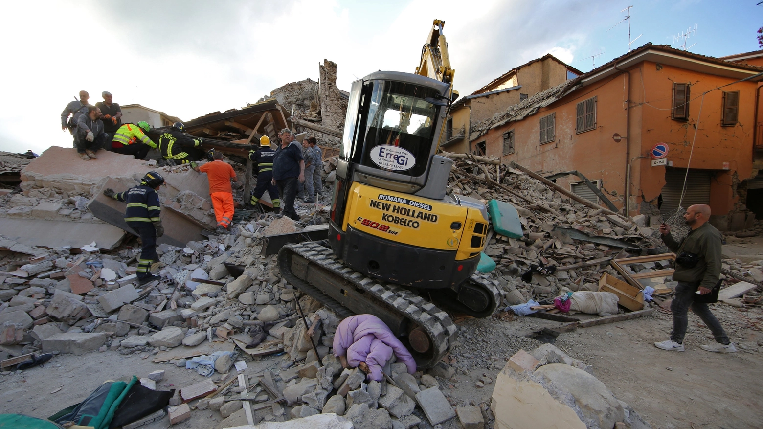 Terremoto ad Amatrice, soccorsi dalla Lombardia