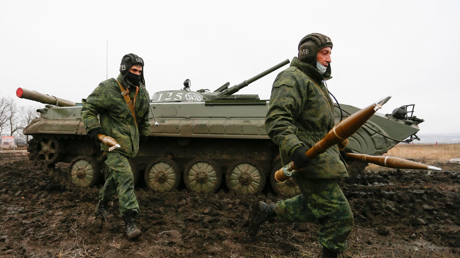 Combattenti della autoproclamata Repubblica del Donbass