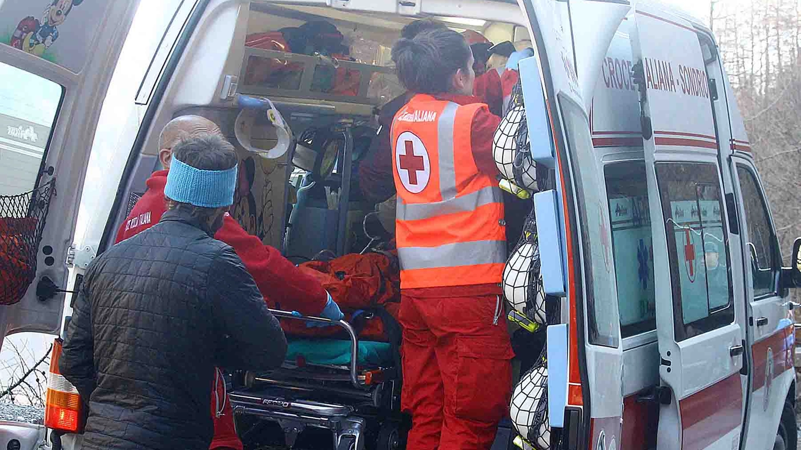 Ambulanza in azione (Orlandi)