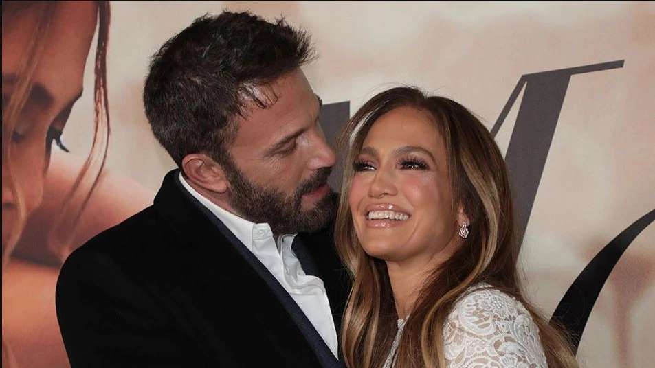 Ben Affleck, 49 anni, assieme a Jennifer Lopez, 52 anni