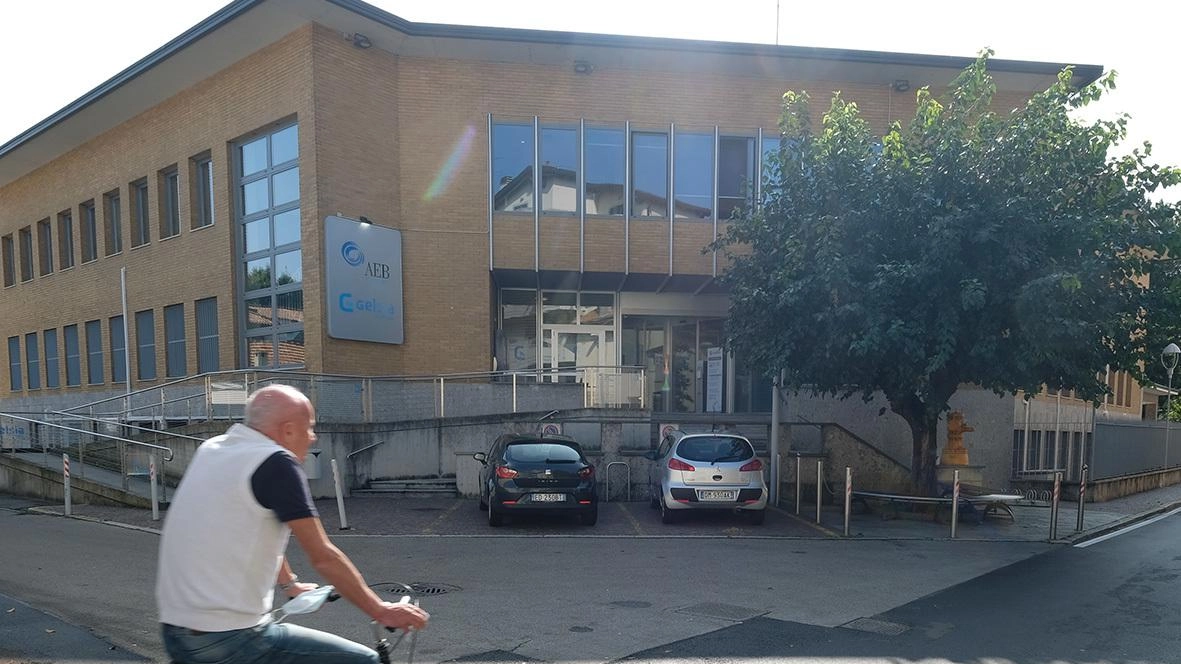 Caso Aeb, un altro rinvio Fusione e danni milionari Caso Aeb, un altro rinvio Fusione e danni milionari