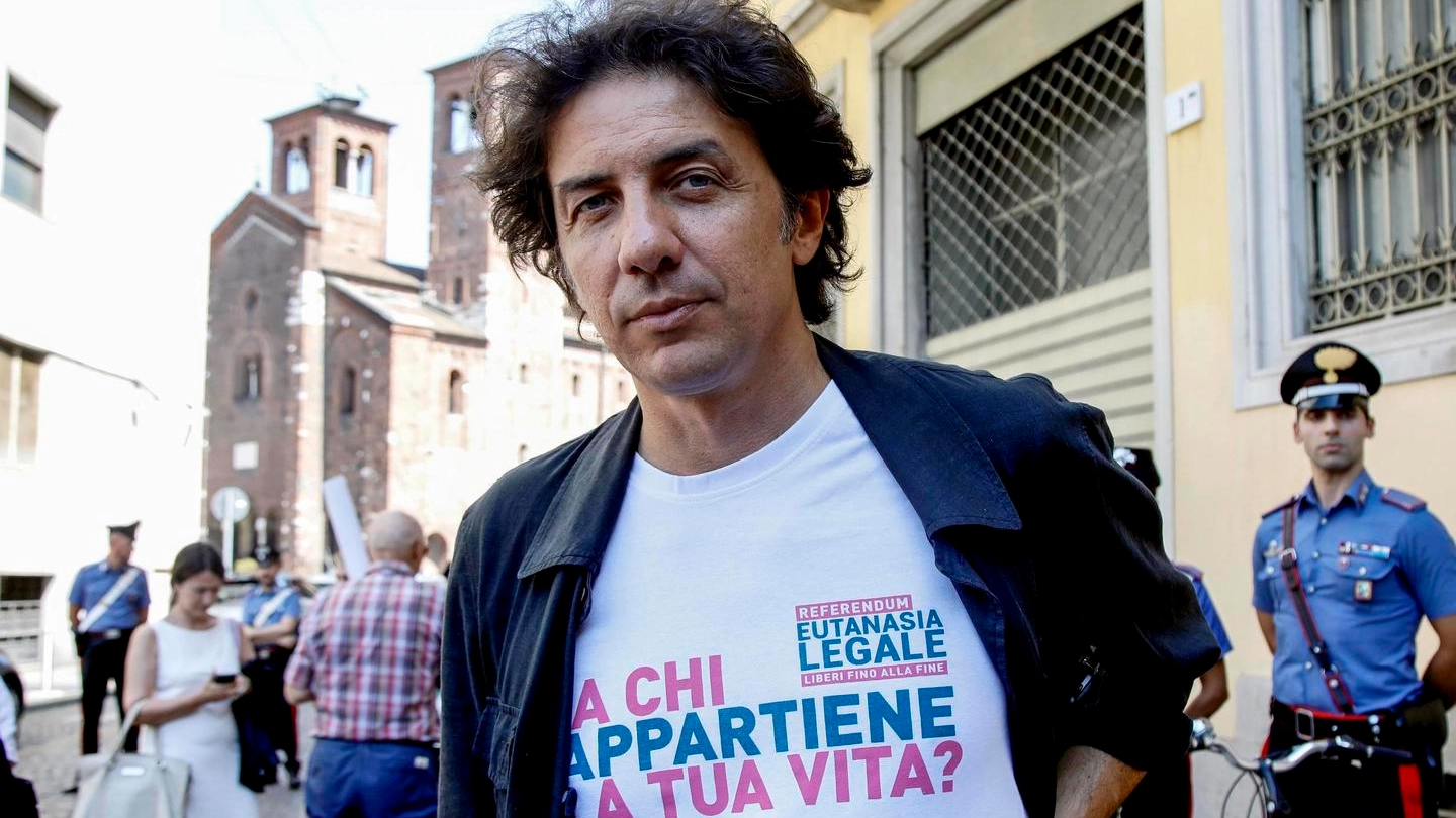 L'esponente dei Radicali Marco Cappato si è autodenunciato per aiuto al suicidio 