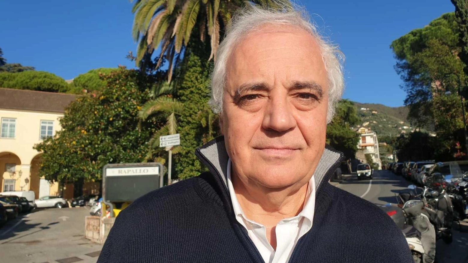 "Quei monumenti sulle rotatorie sono un pericolo da evitare" "Quei monumenti sulle rotatorie sono un pericolo da evitare"