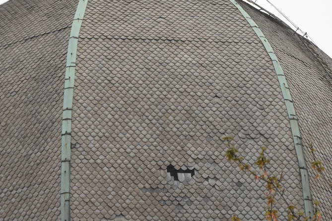 Gli squarci aperti nella cupola della basilica